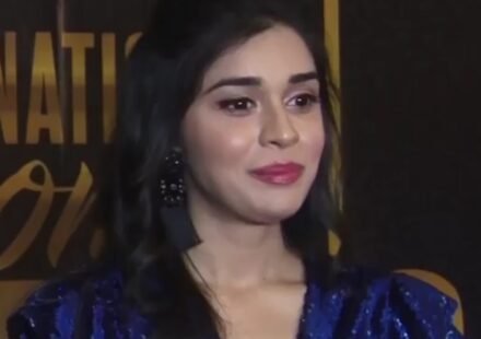 Eisha Singh Get