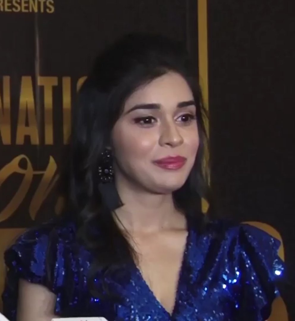 Eisha Singh Get
