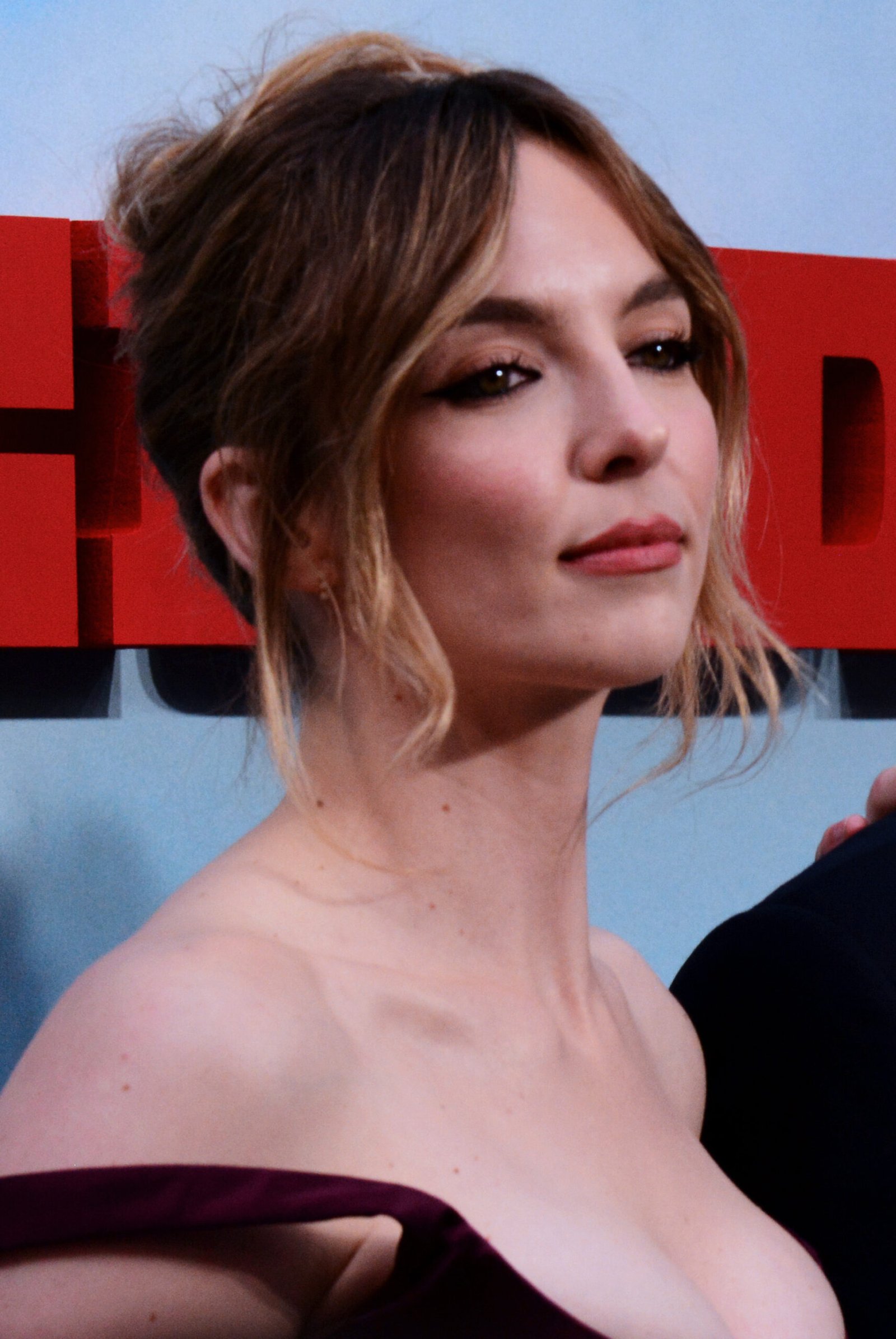 Jodie Comer pays tribute to Casualty