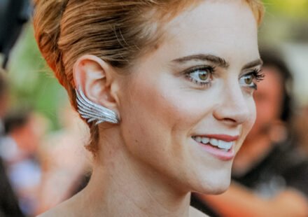 NCIS Emily Wickersham looks ripped in tiny bikini for stunning